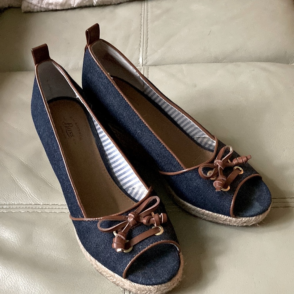 Bass wedge heel sandals.